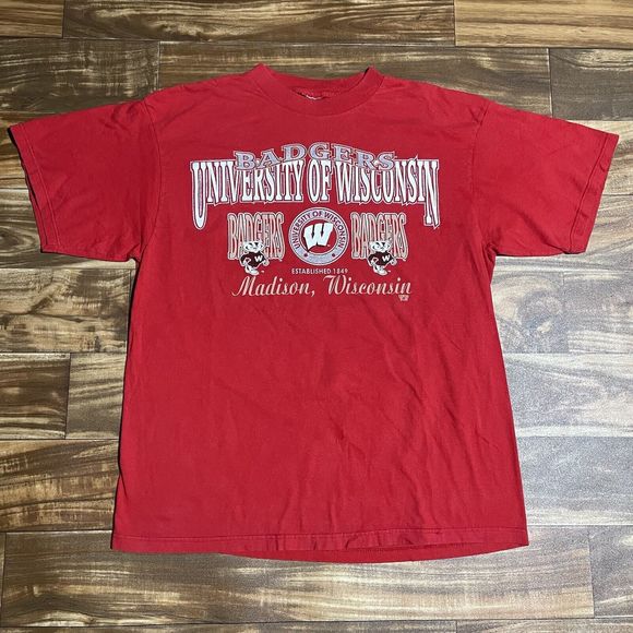 Vintage Wisconsin Badgers Shirt Mens L Red University Football Team Spellout Tee - Picture 2 of 9